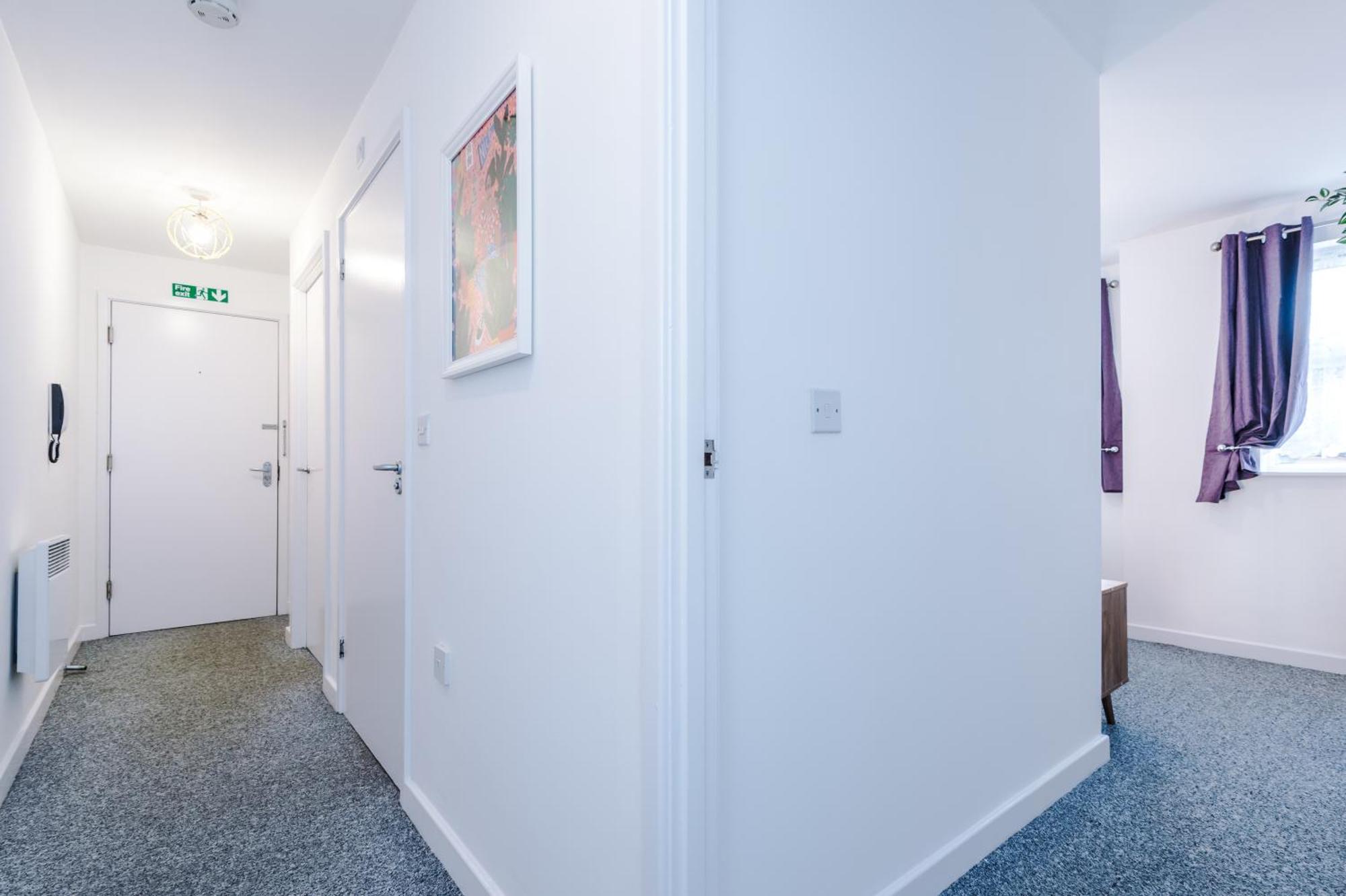 The Consort Serviced Apartment Ковентри Экстерьер фото